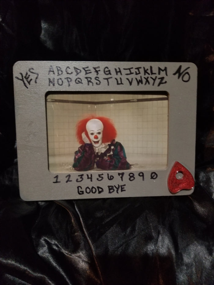 Ouija / Pennywise Frame