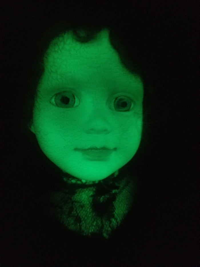 Aimee (glow in the dark)