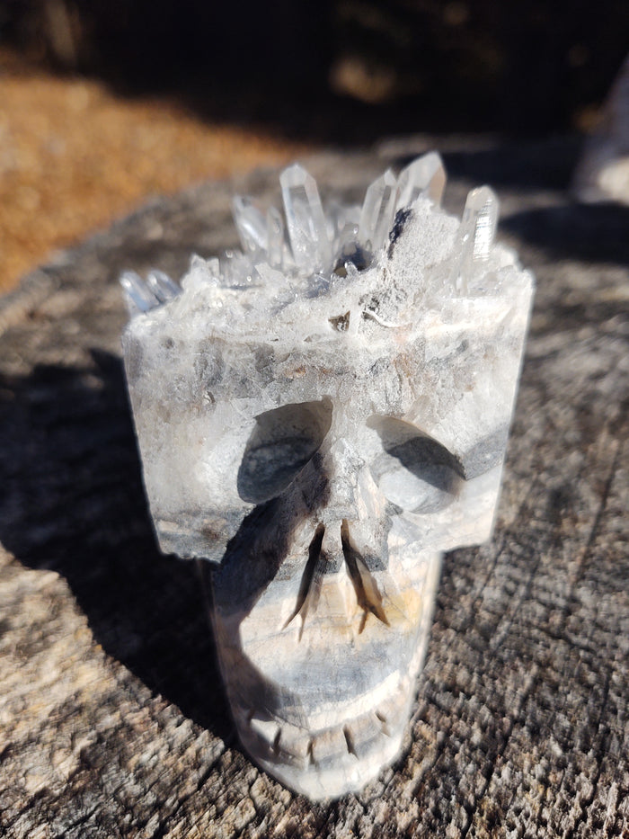 Quartz cluster skull