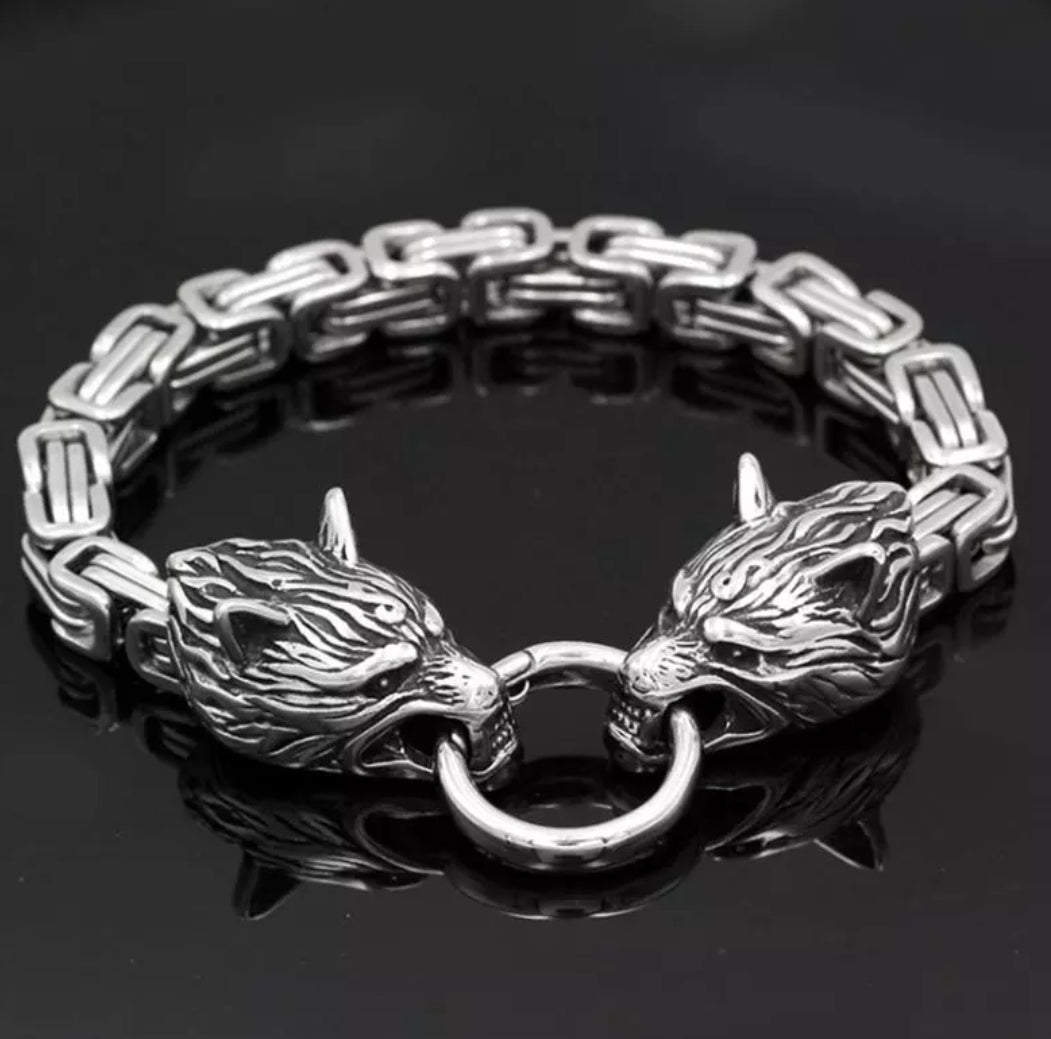 King's chain wolf head bracelet