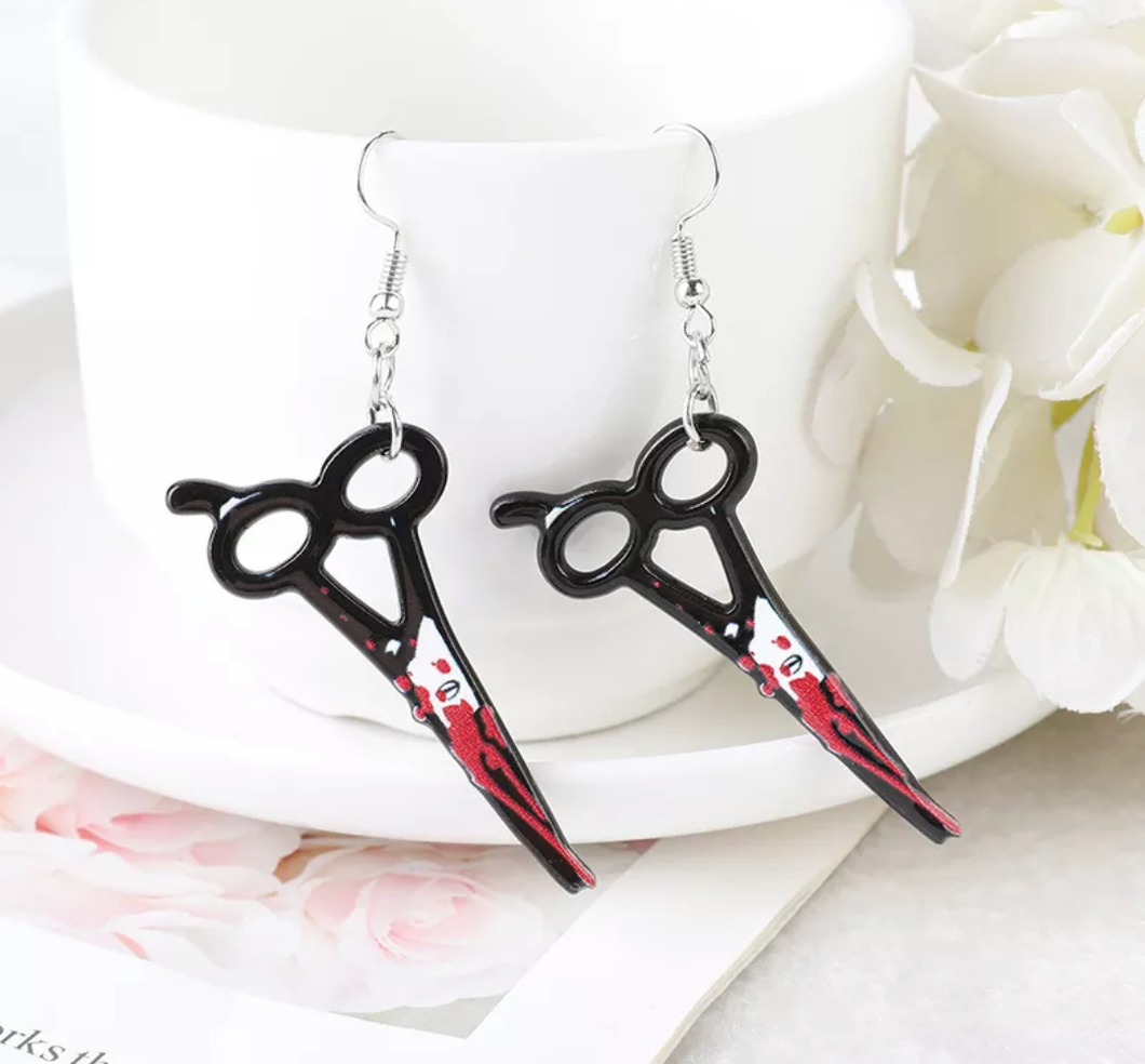 Bloody scissor earrings