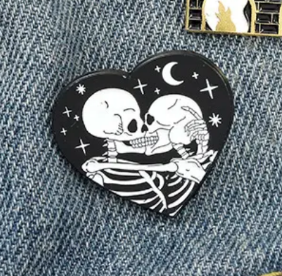 Skeleton lovers pin
